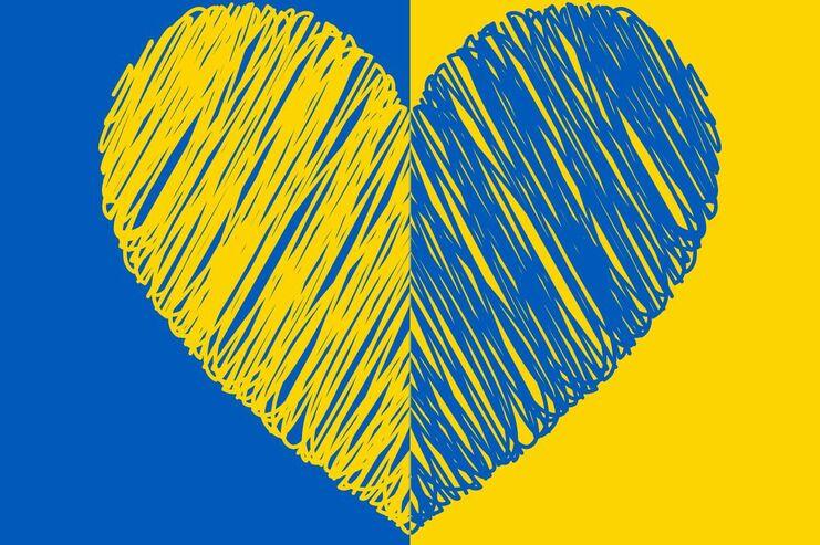 Herz aus blauen und gelben Linien auf einem Hintergrund in blauer und gelber Farbteilung.